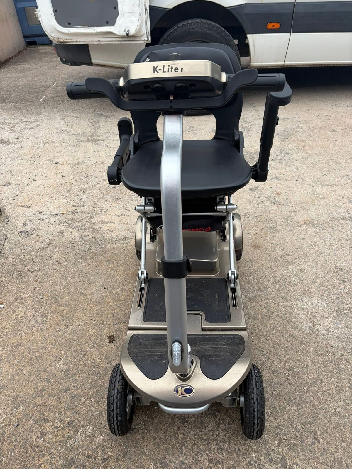 Auto-Fold Lightweight Mobility Scooter - Image 3