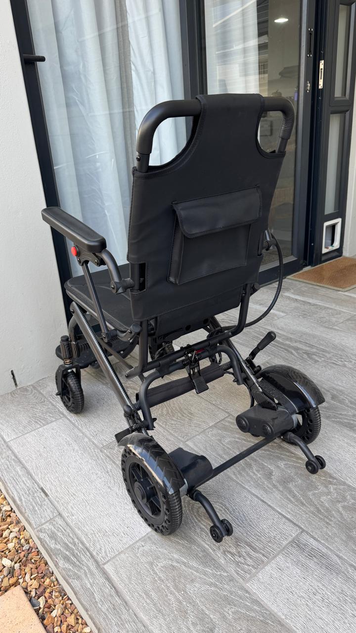 All-Terrain Folding Electric Wheelchair with Suspension - Image 7